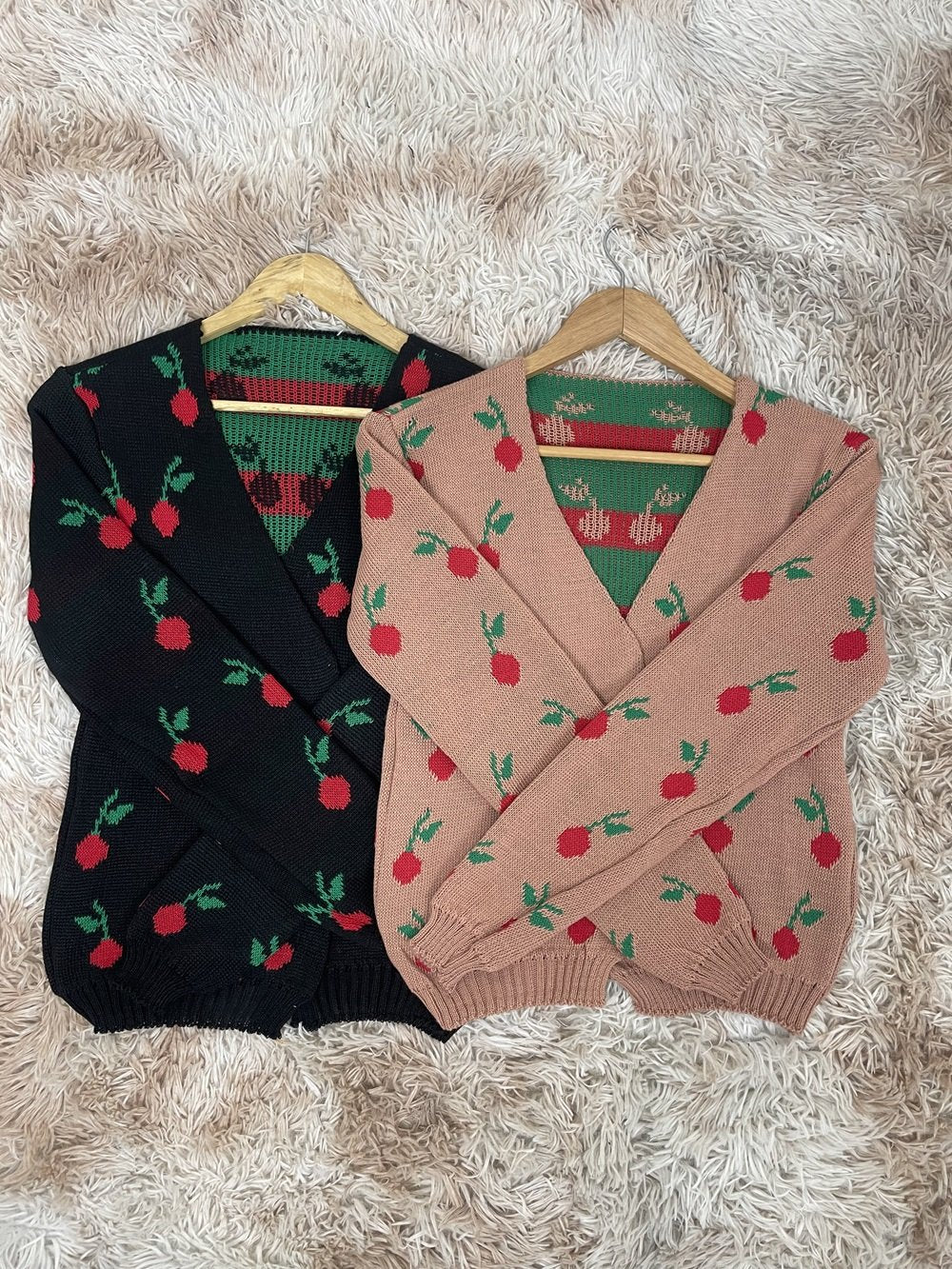 Casaco Tricot Cereja Cherry